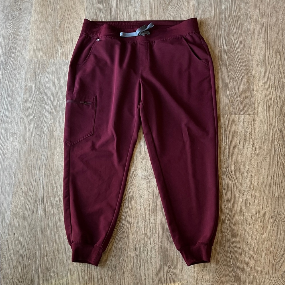 Figs Zamora Scrubs Jogger Pants Size XL Petite Burgundy Plum Scrubs Medical